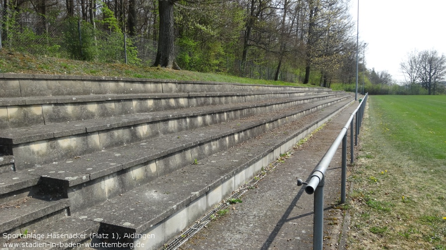 Aidlingen, Sportanlage Hasenäcker Platz 2