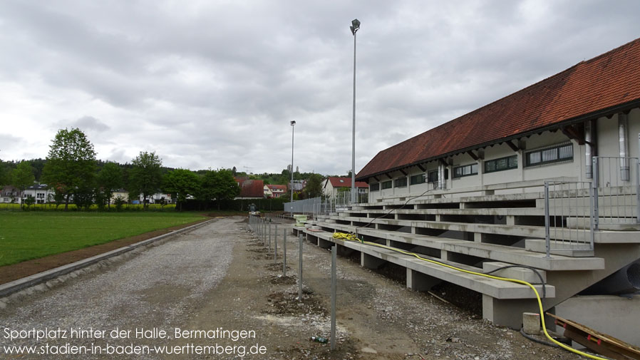 Bermatingen, Sportplatz hinter der Halle