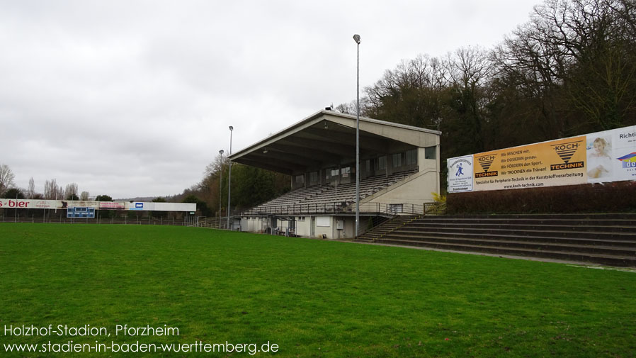 Holzhof-Stadion, Pforzheim