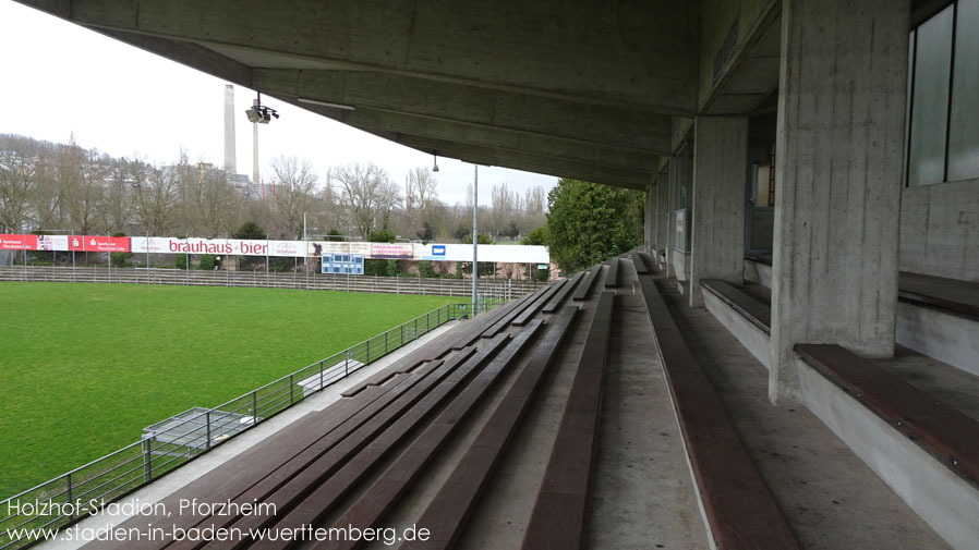 Holzhof-Stadion, Pforzheim