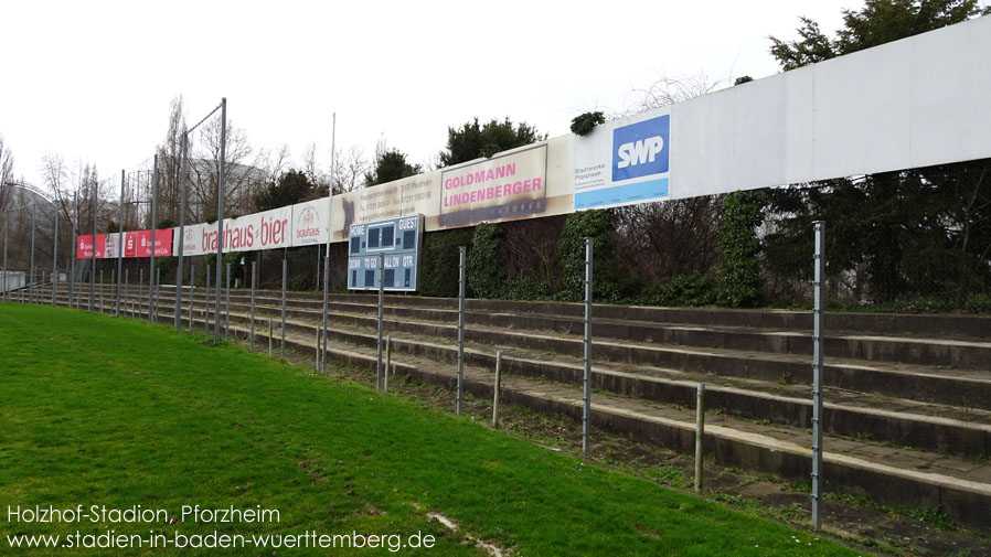 Holzhof-Stadion, Pforzheim