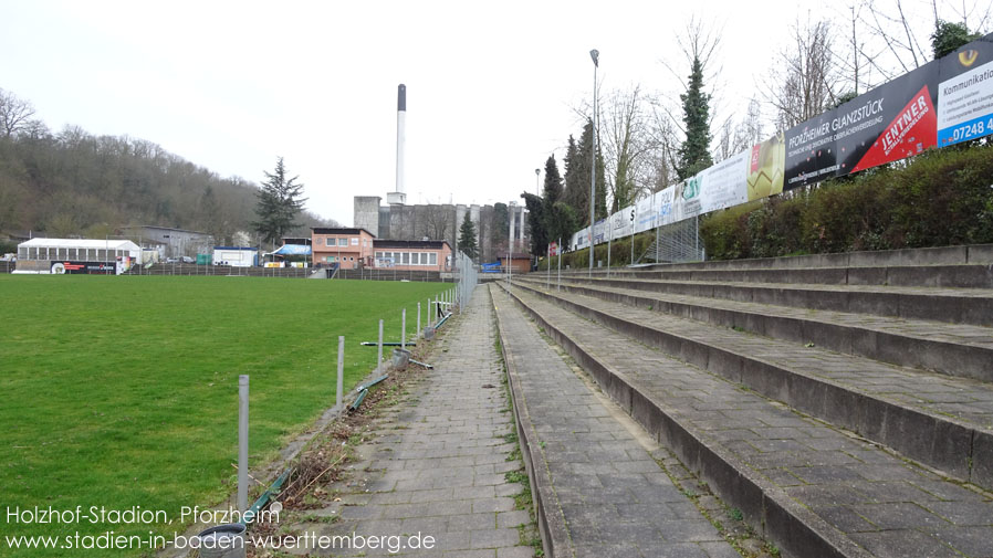 Holzhof-Stadion, Pforzheim