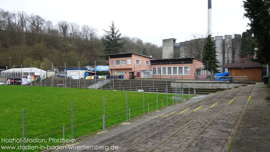 Holzhof-Stadion, Pforzheim