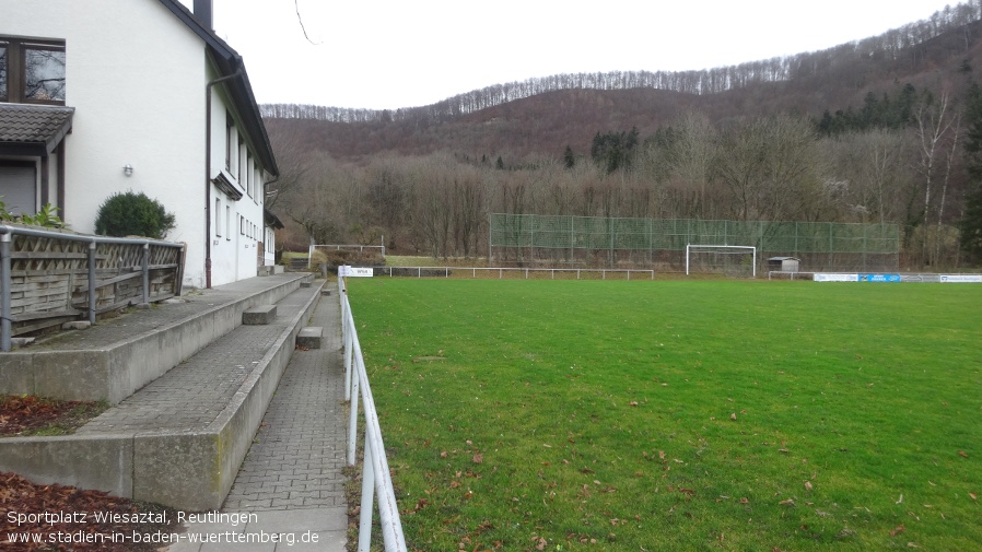 Reutlingen, Sportplatz Wiesaztal