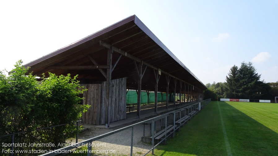 Aidenbach, Sportplatz Jahnstraße