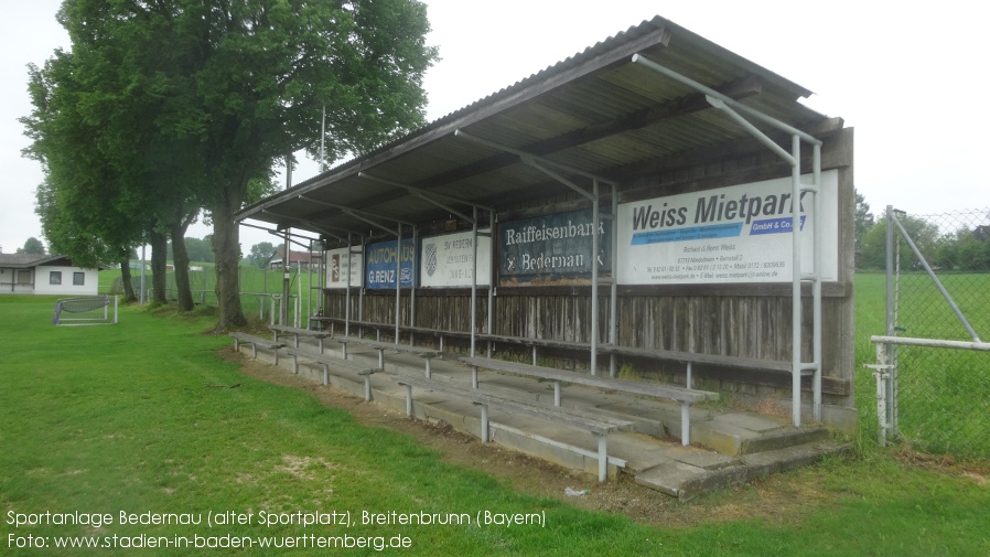 Breitenbrunn, Sportplatz Bedernau