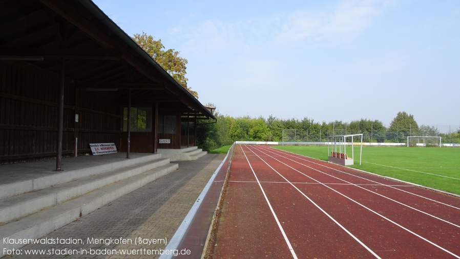 Mengkofen, Klausenwaldstadion