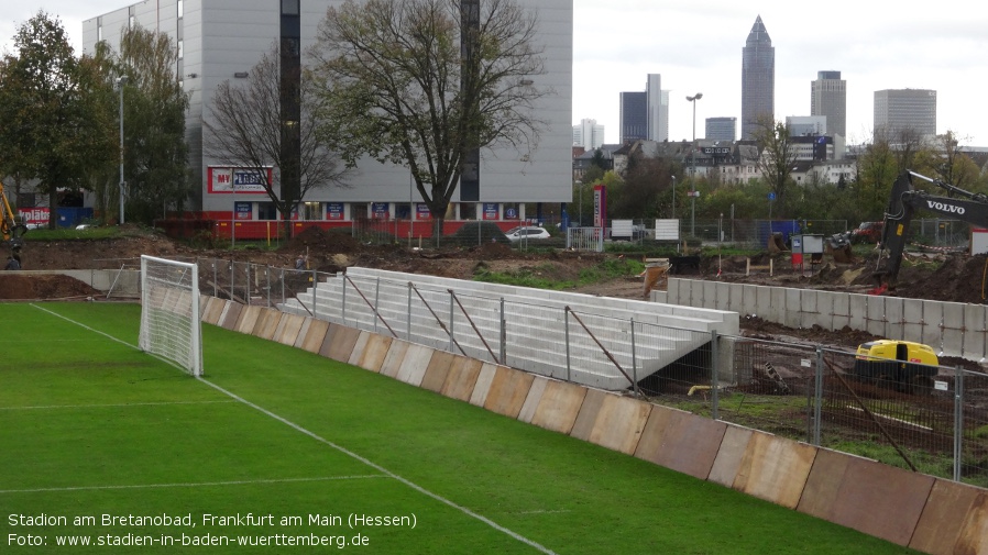 Stadion am Brentanobad, Frankfurt am Main (Hessen)
