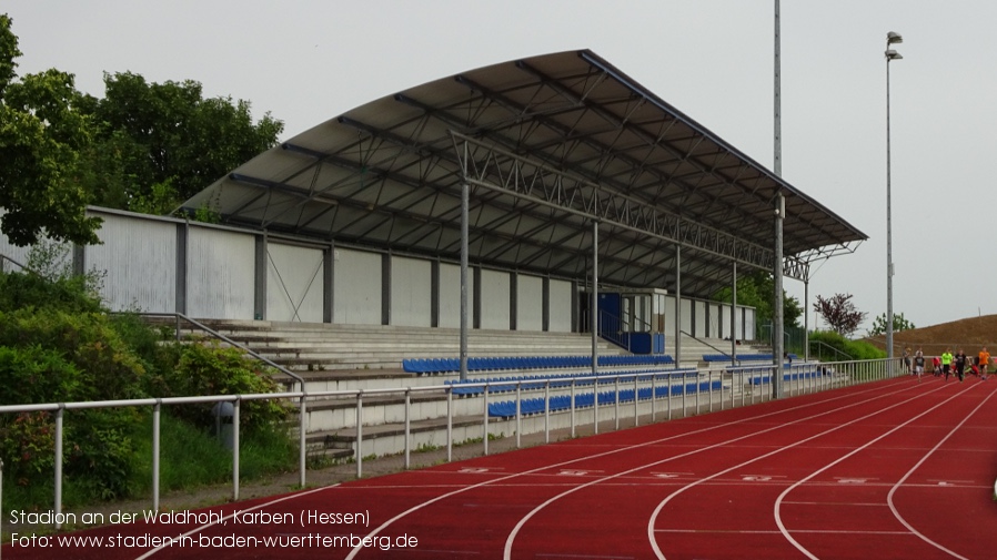 Karben, Stadion an der Waldhohl