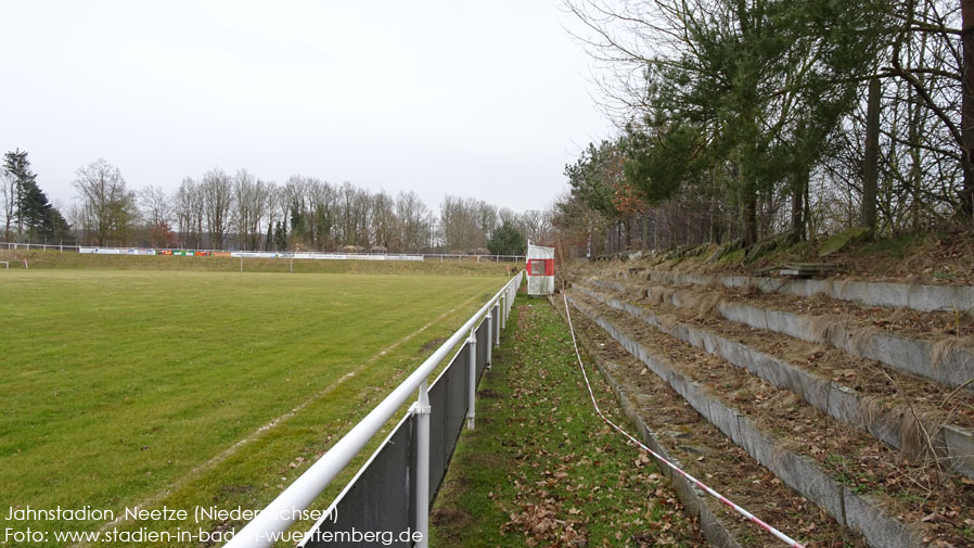 Neetze, Jahnstadion