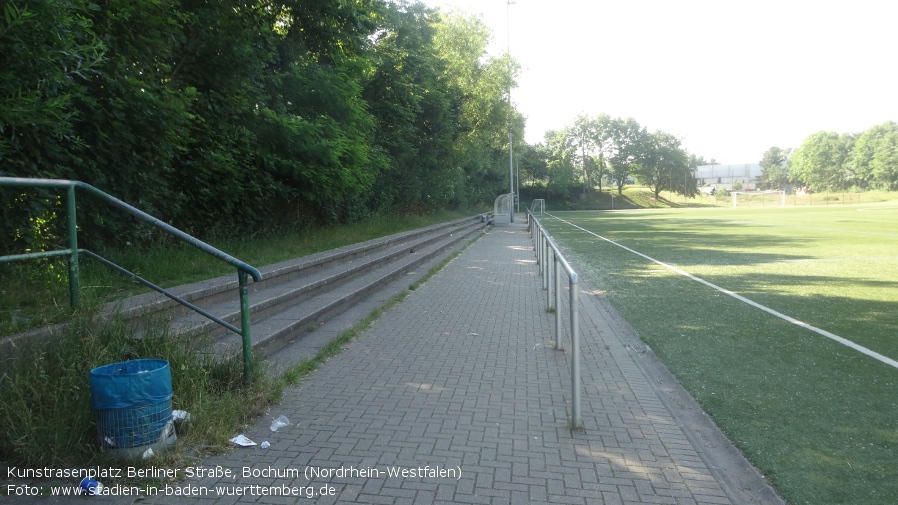 Bochum, Kunstrasenplatz Berliner Straße