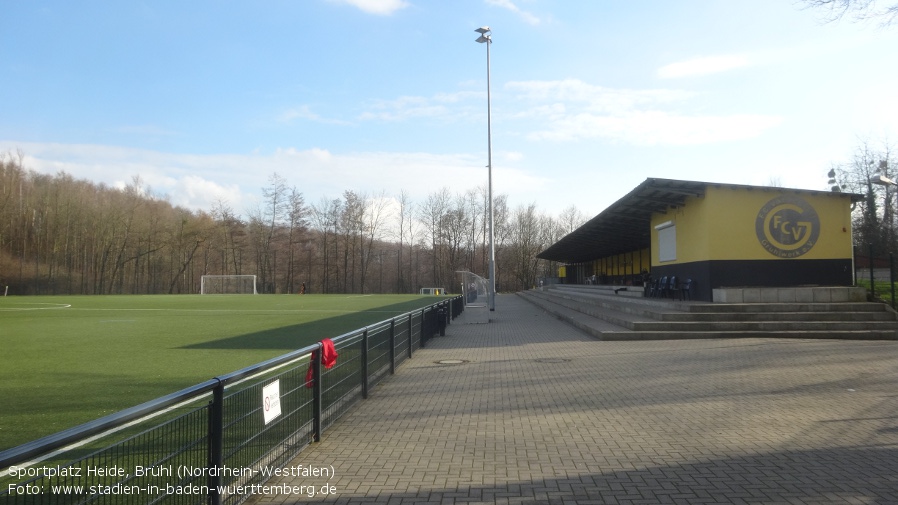 Brühl, Sportplatz Heide