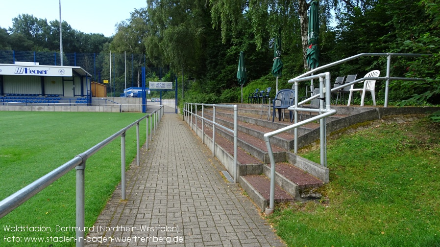 Dortmund, Waldstadion