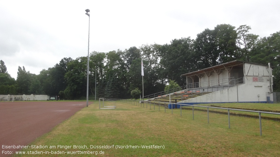 Düsseldorf, Eisenbahner-Stadion am Flinger Broich