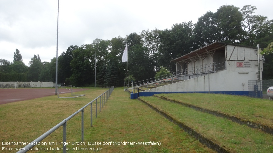 Düsseldorf, Eisenbahner-Stadion am Flinger Broich