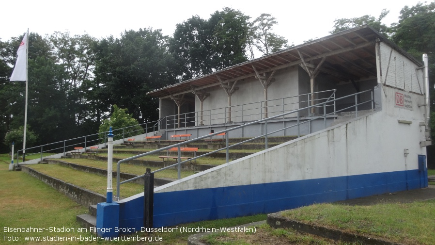 Düsseldorf, Eisenbahner-Stadion am Flinger Broich