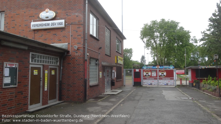 Duisburg, Bezirkssportanlage Düsseldorfer Straße (Kunstrasenplatz)