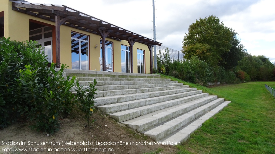 Leopoldshöhe, Stadion im Schulzentrum (Nebenplatz)