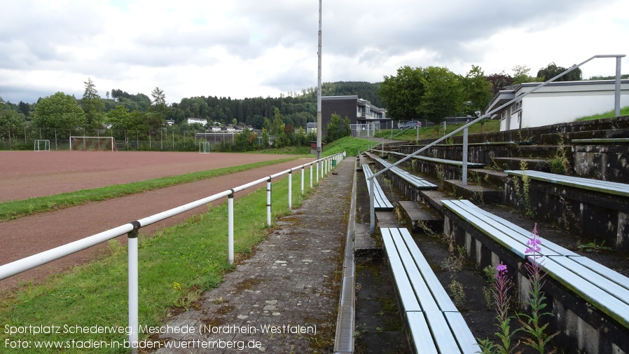 Meschede, Sportplatz Schederweg