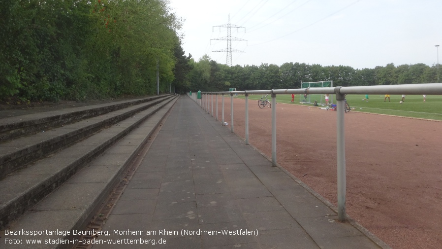 Monheim am Rhein, Bezirkssportanlage Baumberg