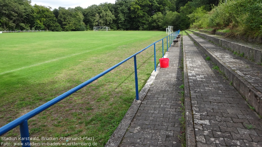 Brücken, Stadion Karstwald (Rheinland-Pfalz)