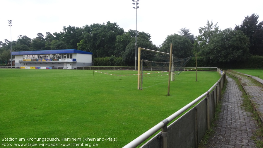 Stadion am Krönungsbusch, Herxheim