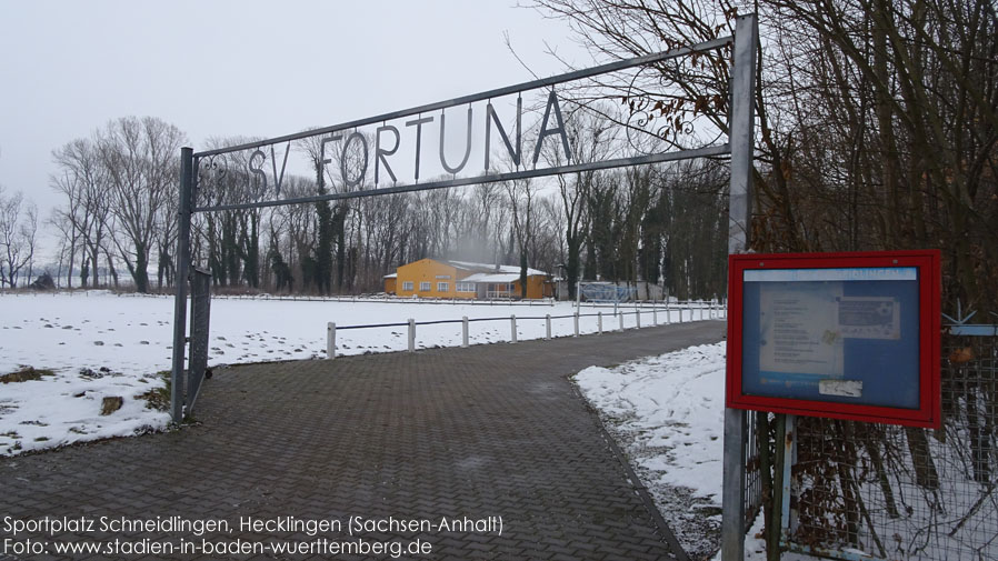 Hecklingen, Sportplatz Schneidlingen