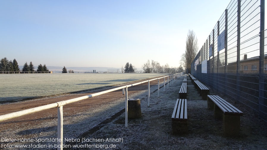 Nebra, Dieter-Höhne-Sportstätte